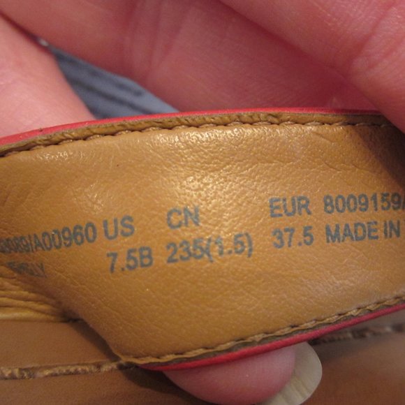 Coach Shelly Open Toe Leather Flip Flop - Picture 6 of 6